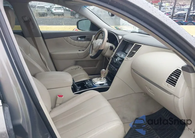 JN8CS1MW8DM173747: 43184443