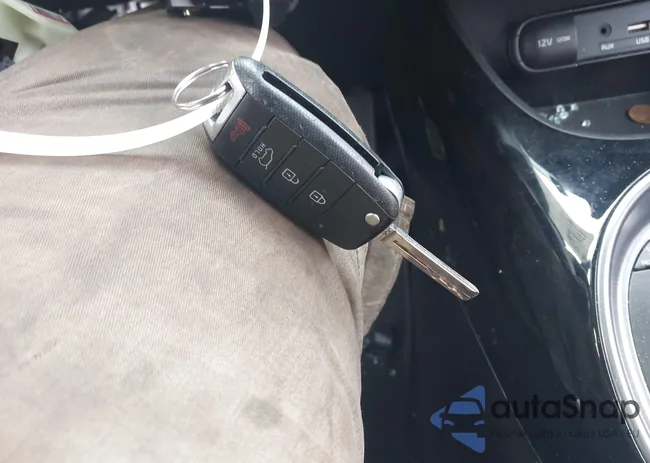 KNDJX3A58F7186608: 43184480