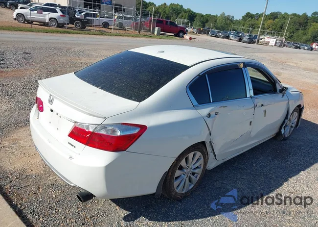 1HGCR2F8XFA091410: 43183794