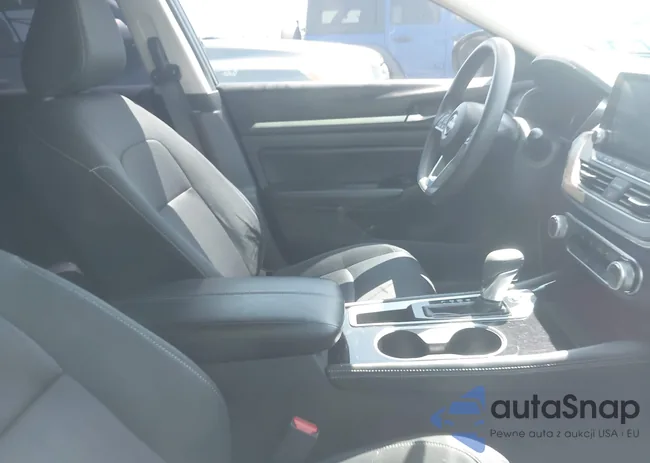 1N4BL4DV2PN319349: 43185135