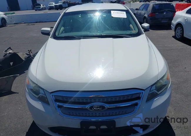 1FAHP2EW8CG137521: 43185261