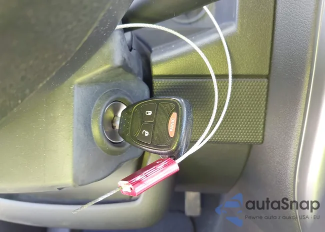 1J8FF47W27D260907: 43185277