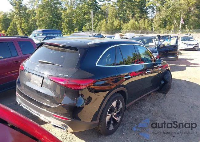 W1NKM4HB4RF153381: 43185372