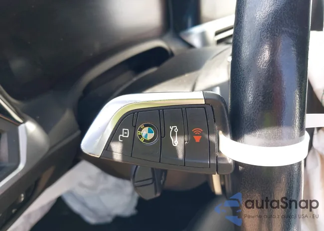 3MW5P9J09N8C72299: 43184615