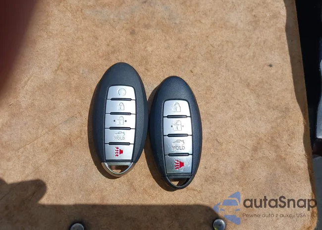 1N4AL3AP3GC110855: 43184710