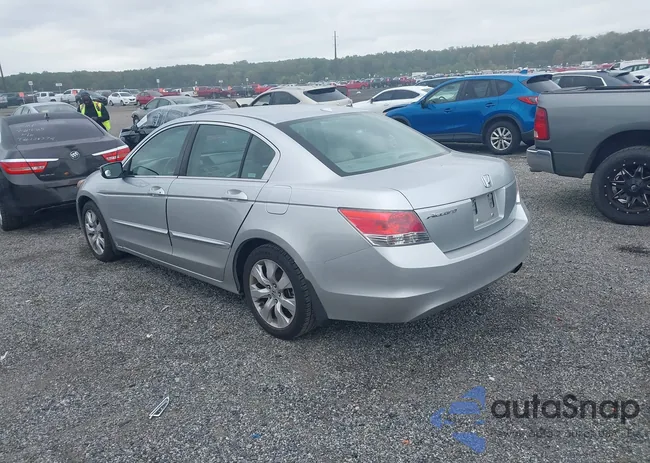 1HGCP26829A050876: 43184747