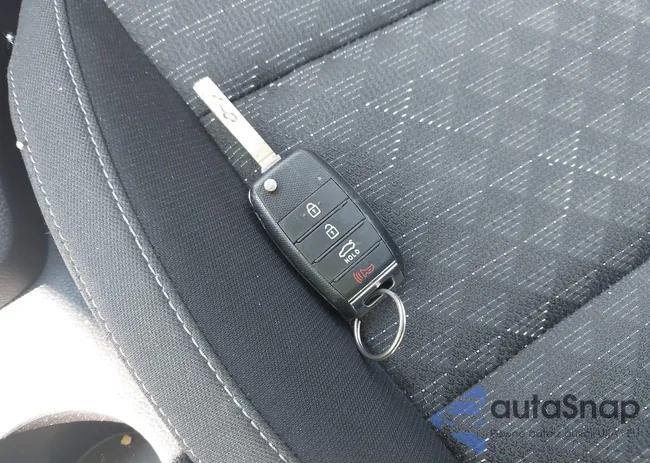 3KPA24AD5LE349612: 43184775