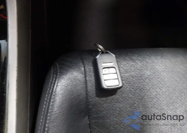 1HGCR2F82HA253677: 43186248