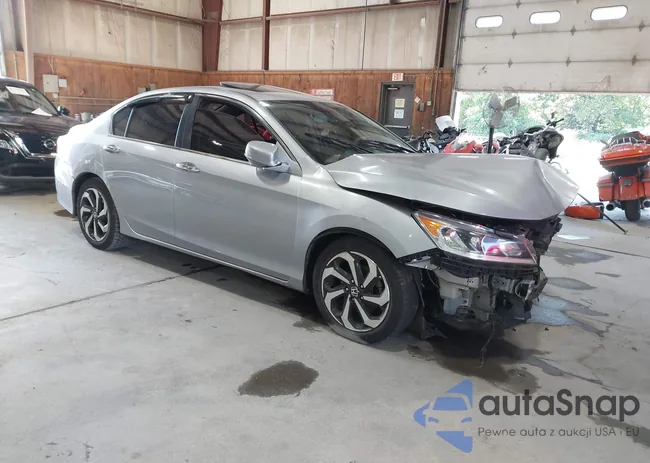 1HGCR2F82HA253677: 43186248