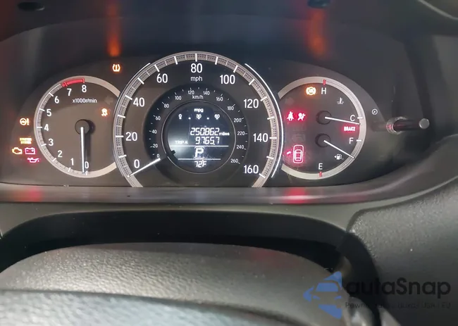 1HGCR2F82HA253677: 43186248