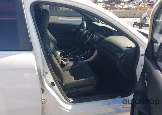 1HGCR2F67GA226116: 43186334