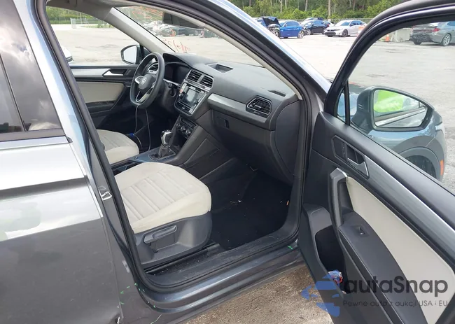 3VV1B7AX6NM052452: 43186387