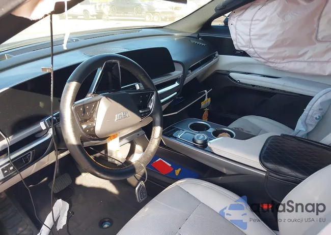 1GYKPTRL1RZ107662: 43186442