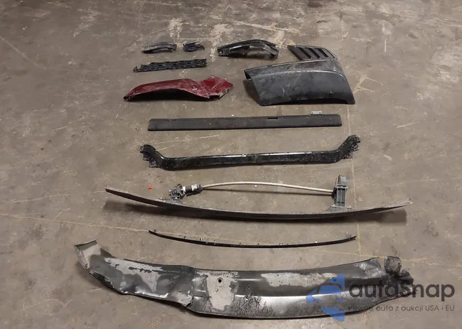 1C6SRFHT1PN598040: 43185597