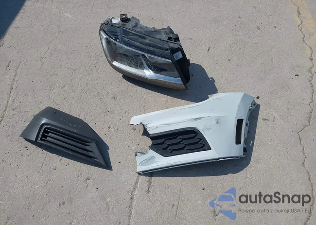 3VV3B7AX1LM083467: 43185891