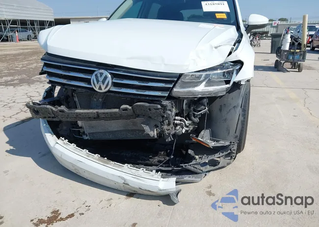 3VV3B7AX1LM083467: 43185891