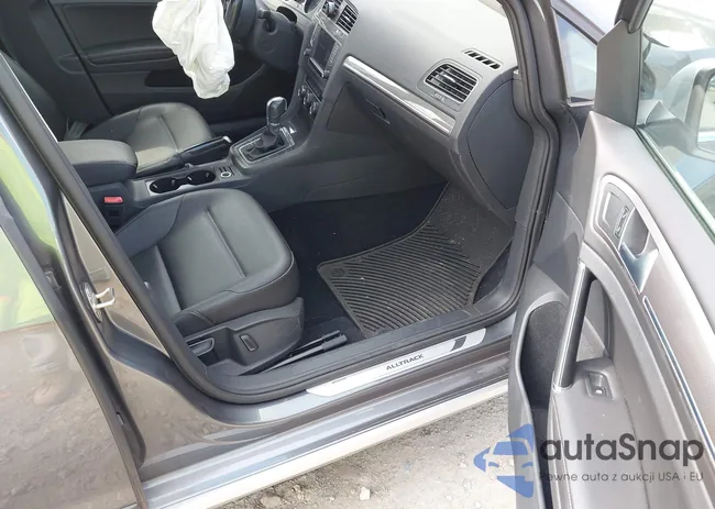 3VWH17AU1HM533183: 43185934