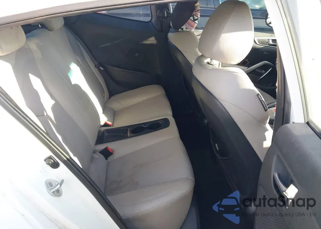 KMHTC6AD4DU086819: 43187095