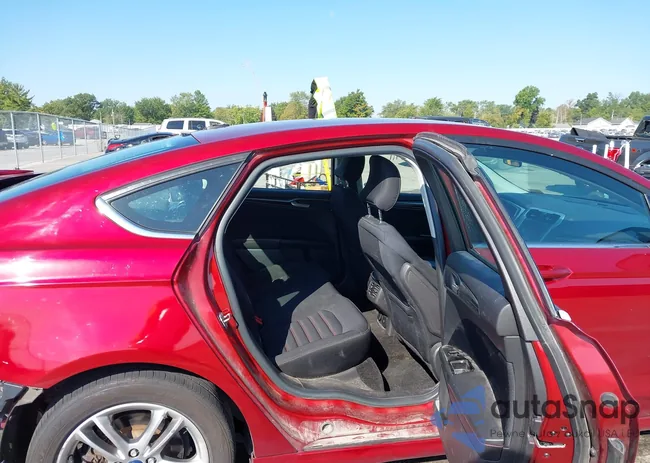 3FA6P0LUXFR229563: 43187111