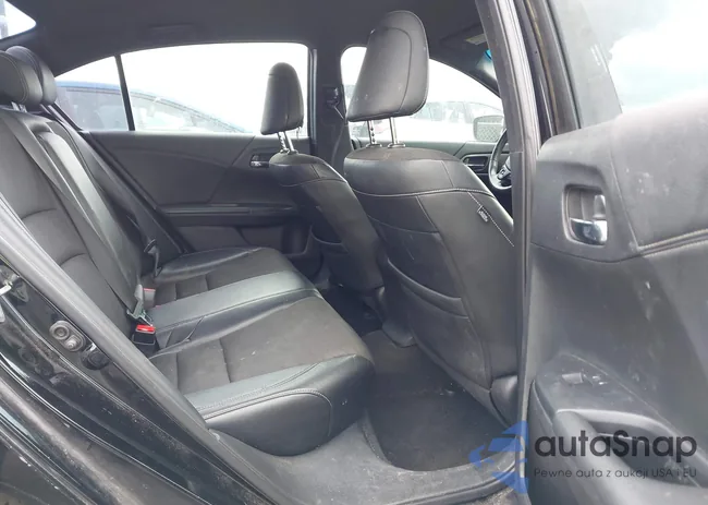 1HGCR2F51HA058479: 43187125