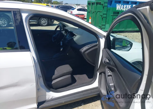 1FADP3E26FL311230: 43187159