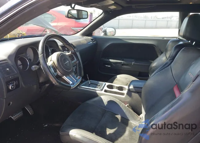 2C3CDYCJ5CH208805: 43187211