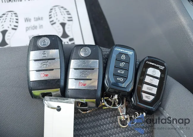 KNDCB3LC8J5211790: 43187306