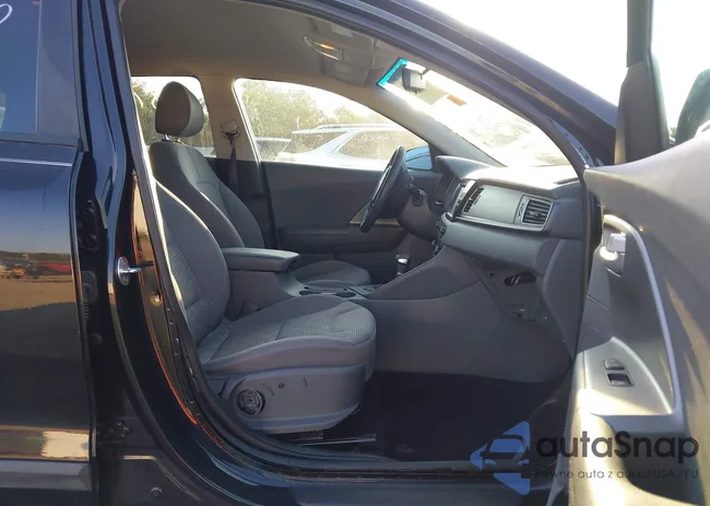 KNDCB3LC8J5211790: 43187306