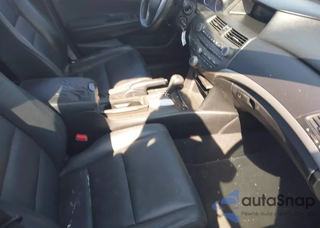 1HGCP2F67CA183302: 43187336