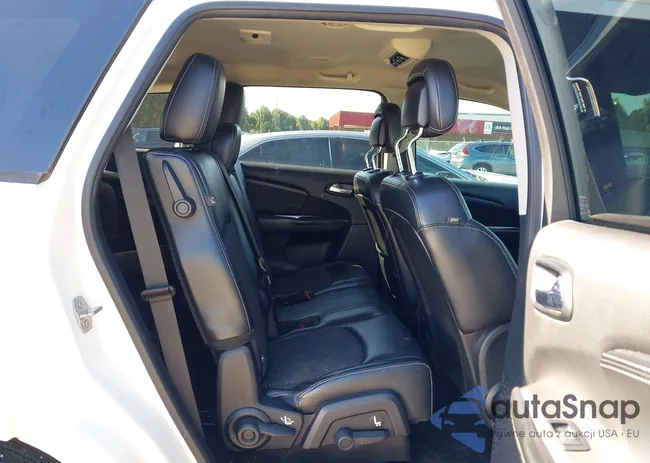 3C4PDCGG5HT537078: 43187404