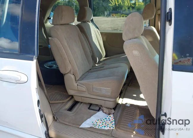 JM3LW28Y610188260: 43187412