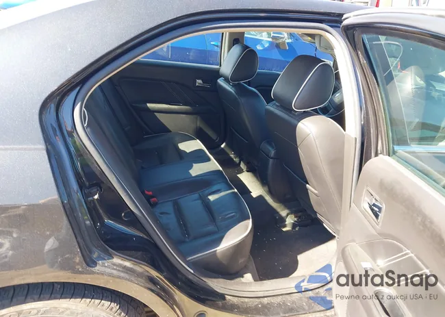 3FAHP0JG7BR106285: 43187428