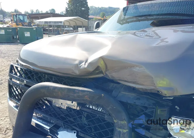 1GC2KXC83CZ295186: 43187469