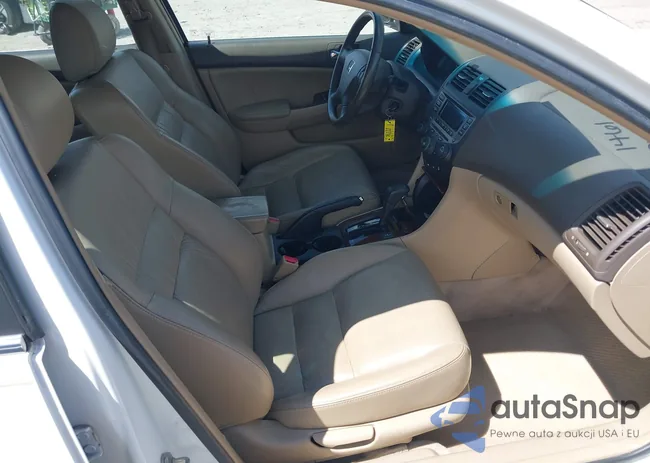 1HGCM56867A077439: 43187482