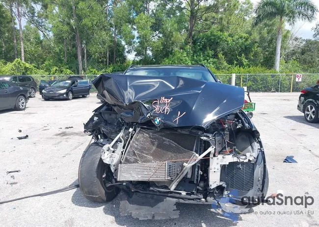 5UXKR0C52F0K61322: 43187540