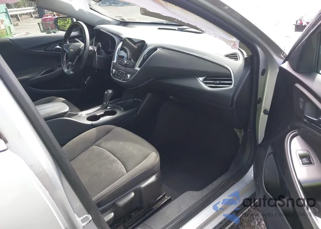 1G1ZD5ST4JF129821: 43187550