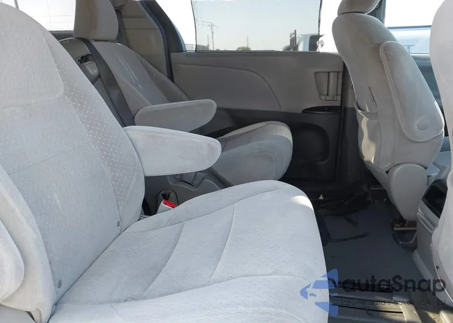 5TDKZ3DC6HS808088: 43186652