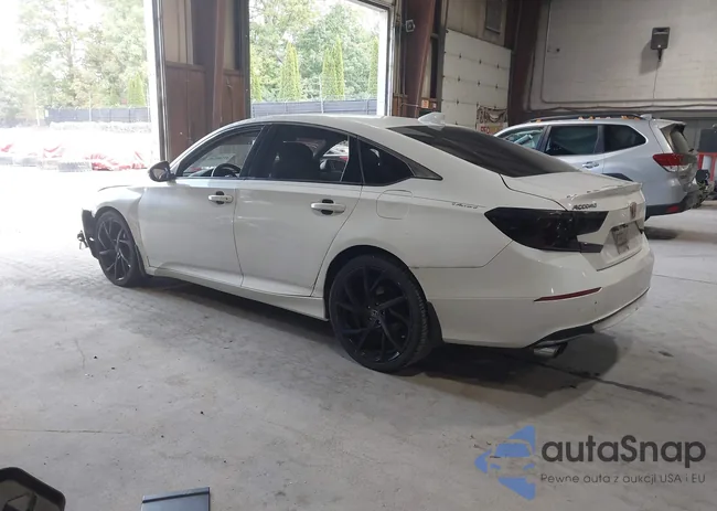 1HGCV1F14JA032080: 43186746