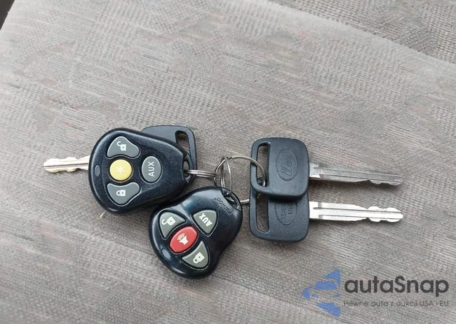 1NXBR18E3YZ305285: 43186855