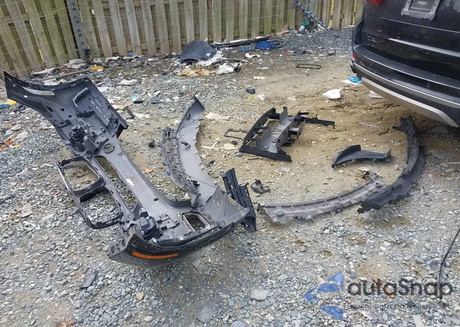 5UXKR2C3XH0X04443: 43186867