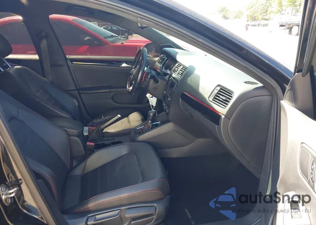 3VW4T7AJ3GM285919: 43186883