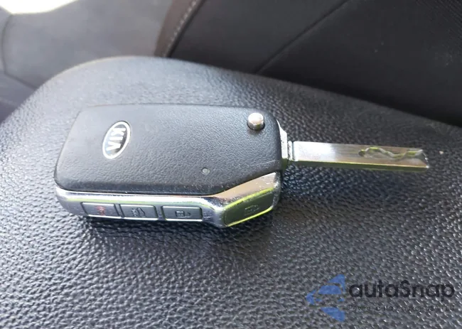 3KPF24AD2LE156940: 43186931