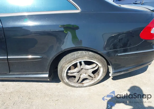 WDBTJ76H83F035496: 43186965