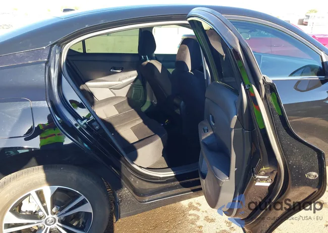 3N1AB8CV4NY292384: 43188025