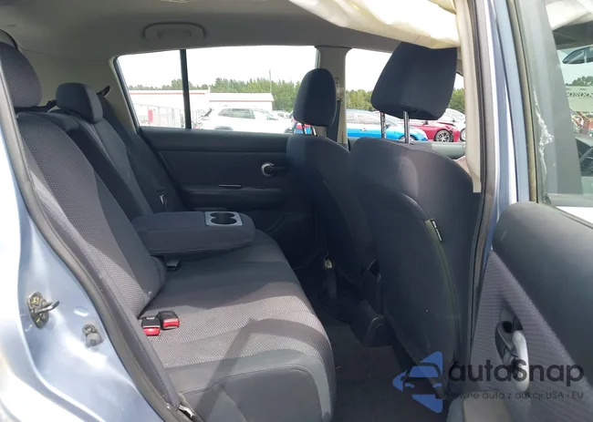 3N1BC13E09L410085: 43188085