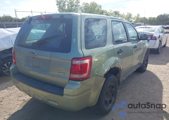 1FMCU92Z08KA03347: 43188144