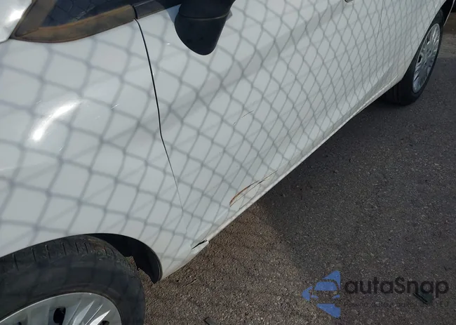 3FADP4TJ8FM127261: 43188158