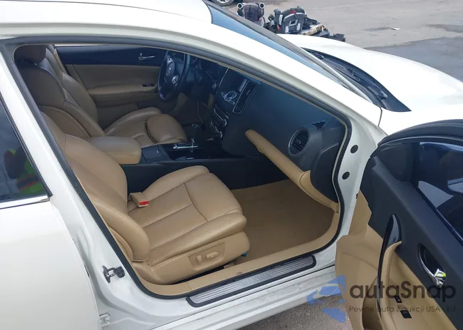 1N4AA5AP2AC852589: 43188164