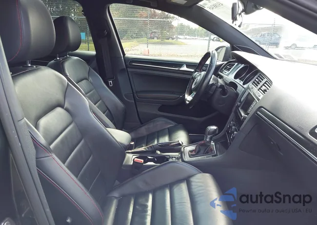 3VW447AU2GM036941: 43188345