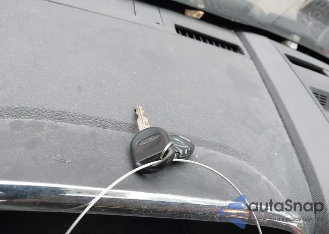 1FMEU6DE7AUA15930: 43188386